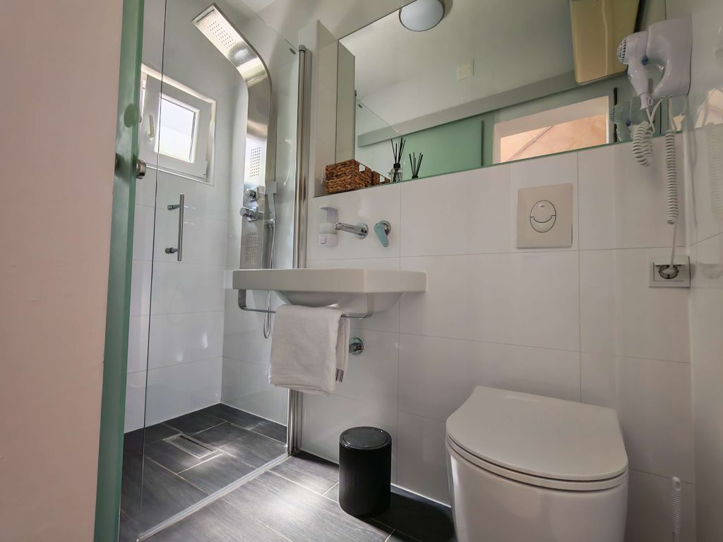 rogoznica beach house bathroom first floor scaled
