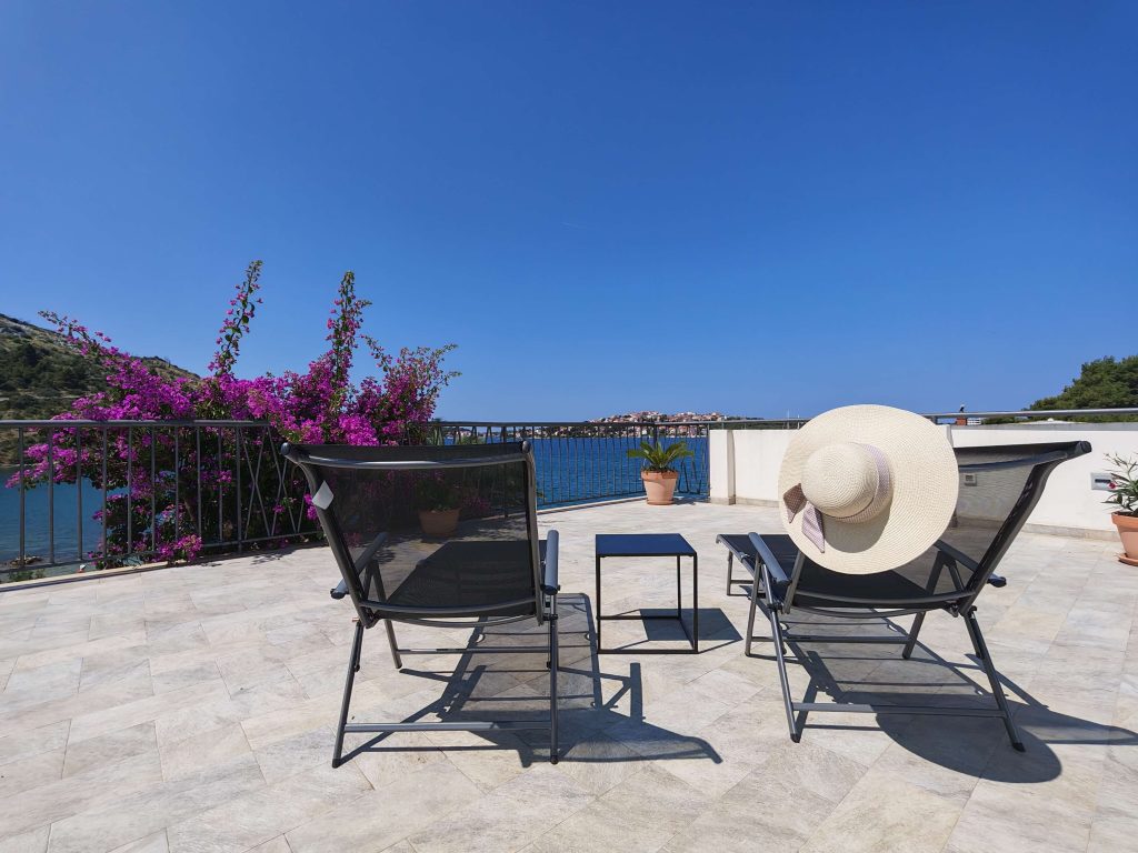 rogoznica beach house roof terrace scaled